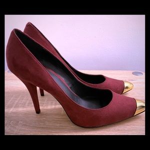 Gold tip heels